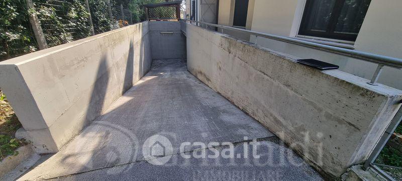 Trilocale in Via Enrico Mattei 27 — foto 21 di 25