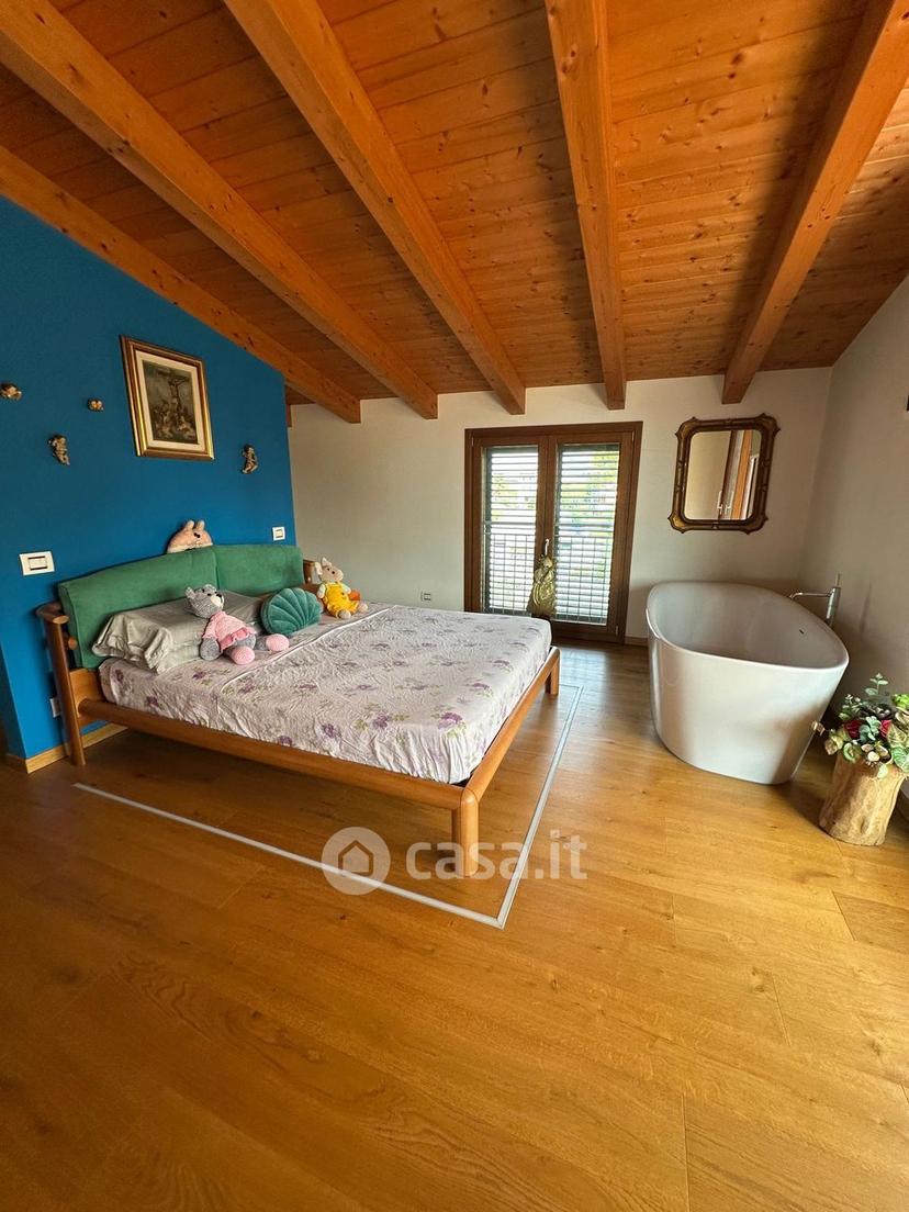 Appartamento in Via Rotone 27 — foto 56 di 82