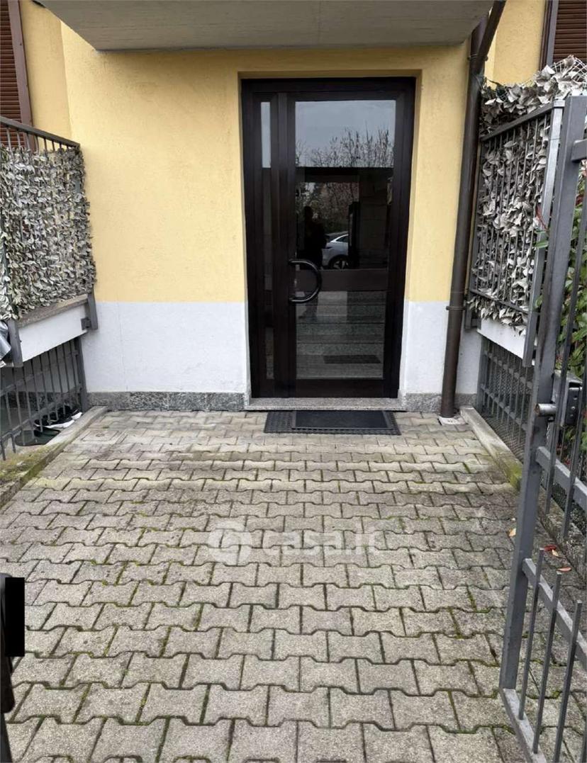 Trilocale in Via Claudio Treves 18 — foto 9 di 36