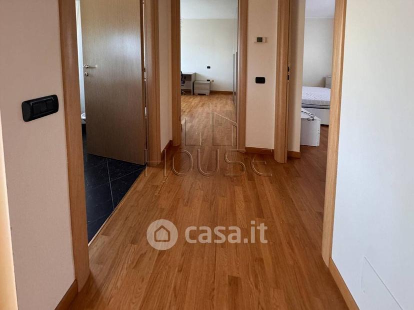 Trilocale in Via Carolina Torreggiani — foto 20 di 26