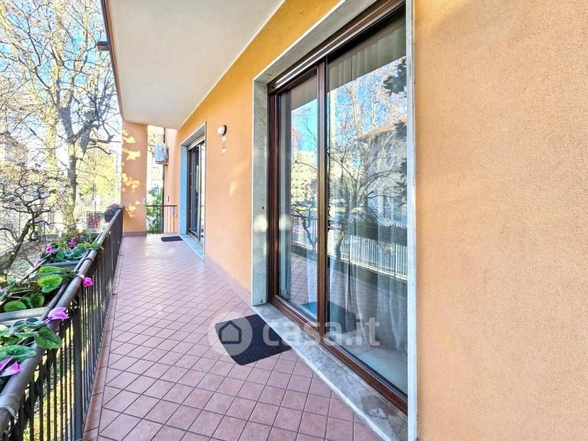 Villa in Viale Ugo Foscolo 46 — foto 49 di 70