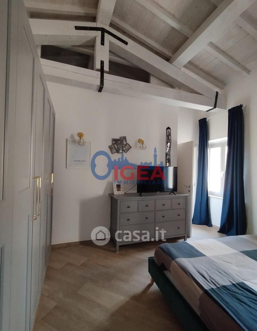Trilocale in Piazza Arnolfo di Cambio 53034 — foto 24 di 31