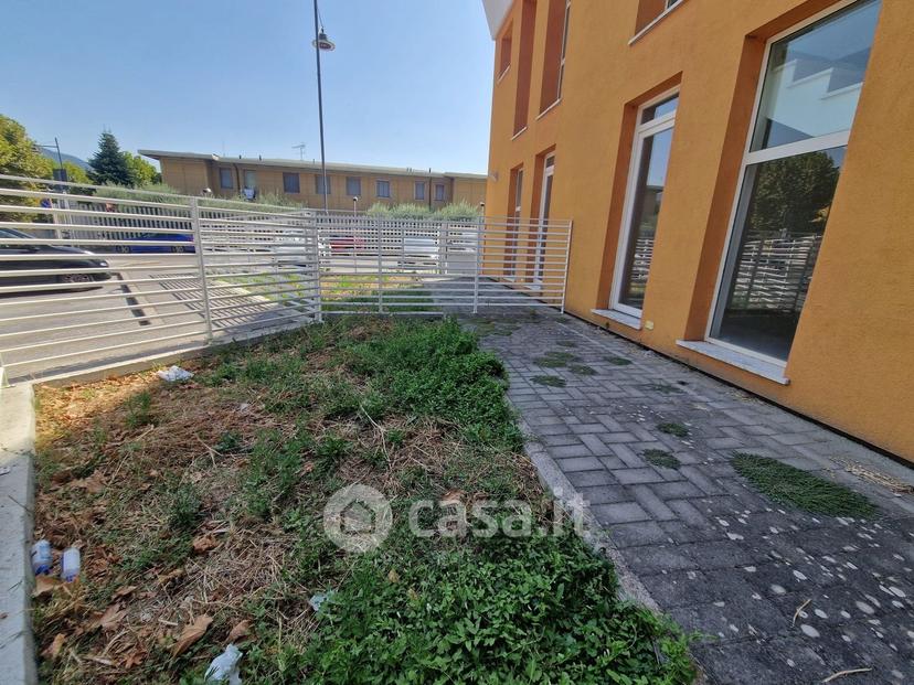 Quadrilocale in Via Fratelli Rosselli — foto 8 di 16