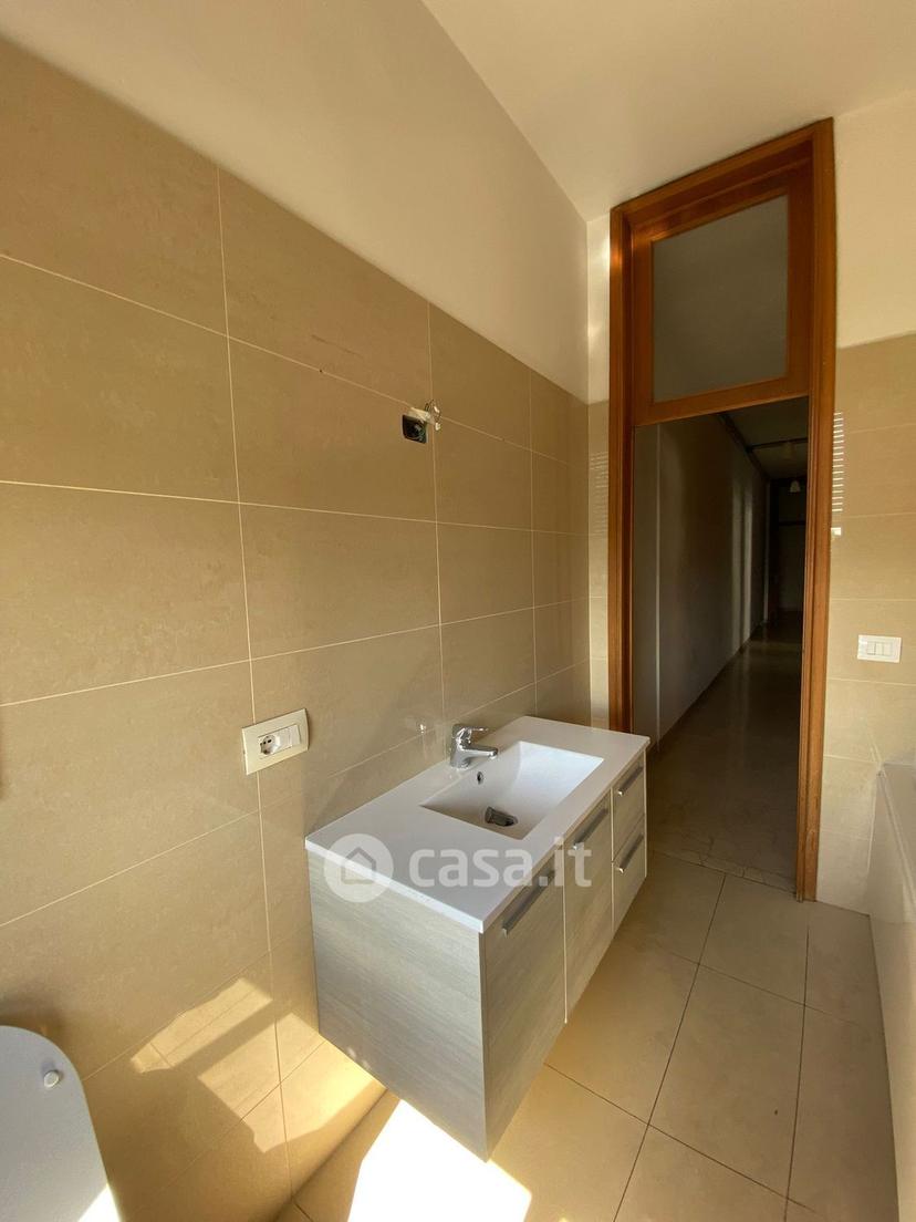 Appartamento in Viale Medaglie d'Oro — foto 2 di 44
