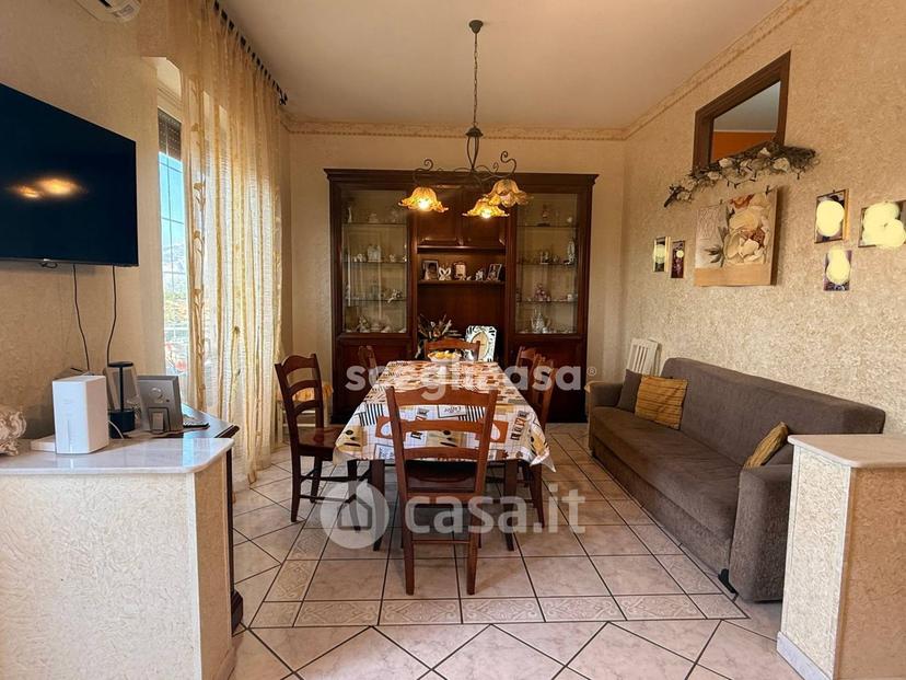 Trilocale in Via Giacomo Leopardi 49 — foto 3 di 9