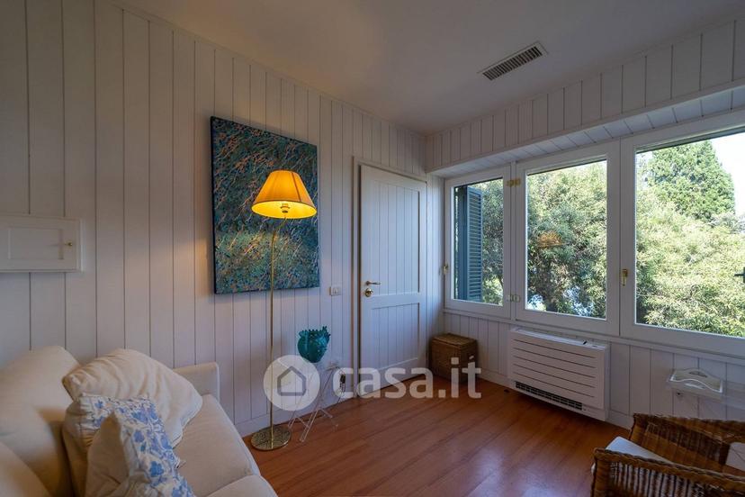 Villa in Via dei Fari 1 — foto 8 di 46