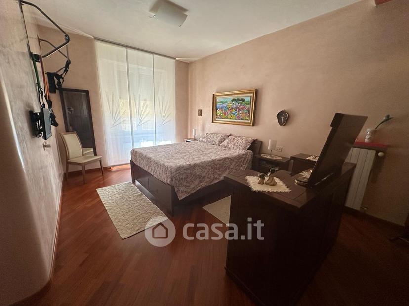 Quadrilocale in Via San Pietro — foto 3 di 27