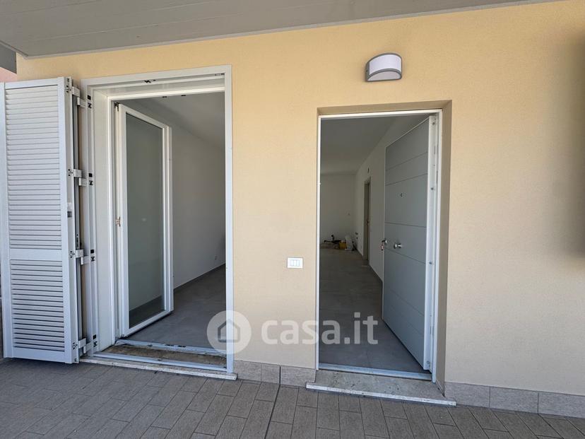 Villa in Via Terracina 58 — foto 26 di 61