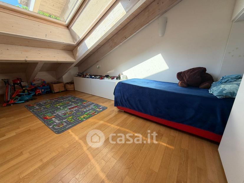 Quadrilocale in Viale Capua 2 R — foto 16 di 32