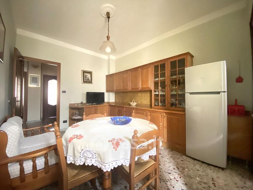 Trilocale in Via Oberdan 5 — foto 5 di 28