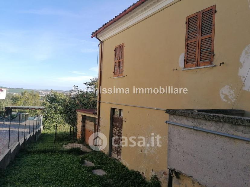Villa in Via La Rocca — foto 18 di 25