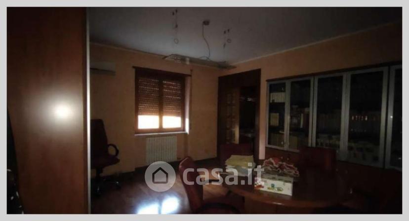 Villa in Via Giovanni XXIII — foto 18 di 32