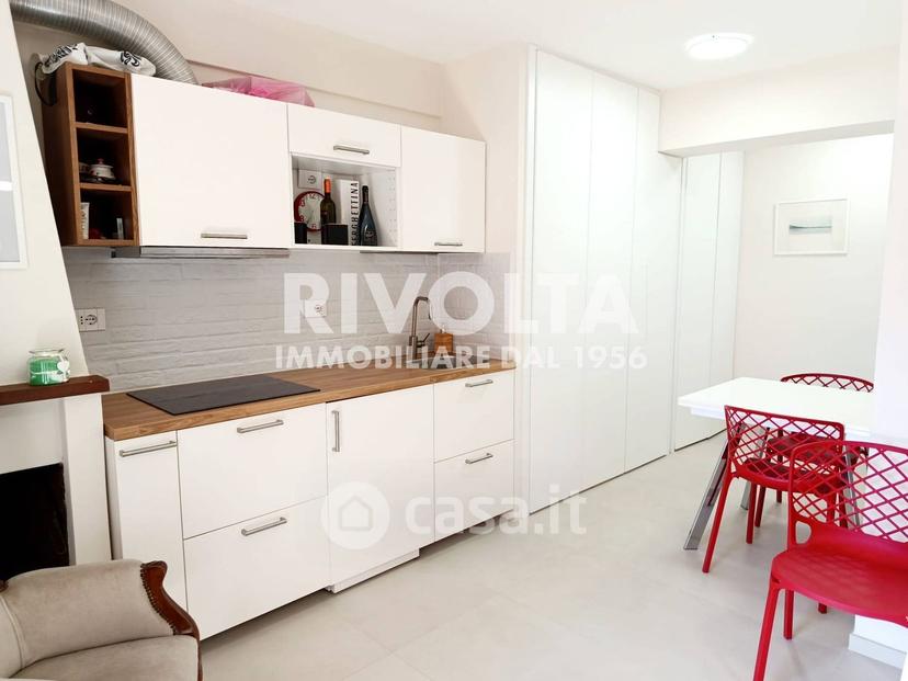 Monolocale in Via dei Molini — foto 6 di 11