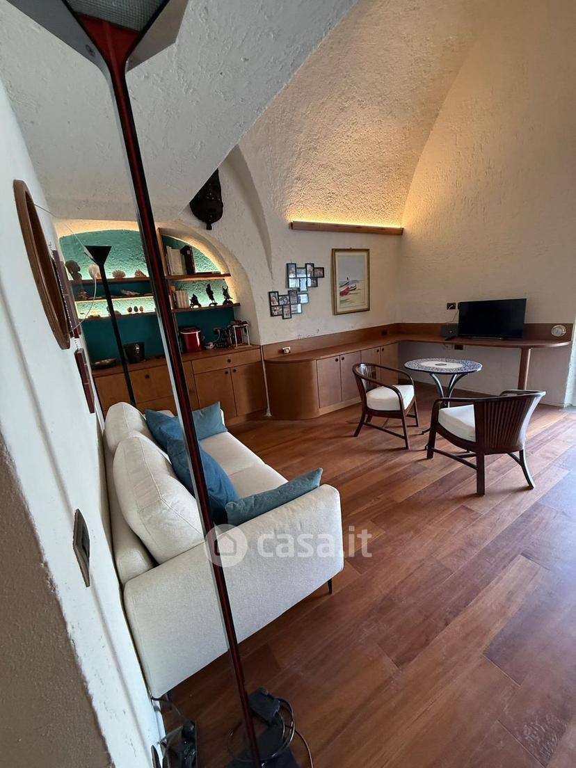 Trilocale in Andrea Doria 82 — foto 21 di 27
