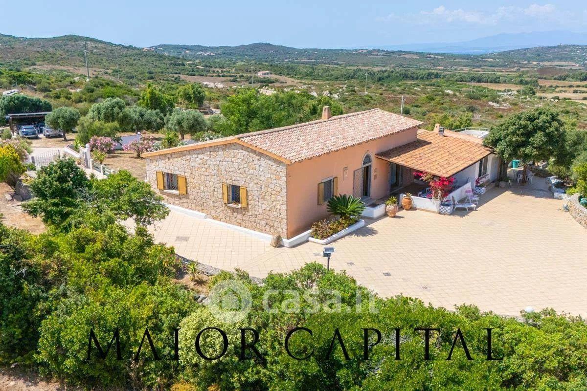 Villa in Strada Liscia di Scopa