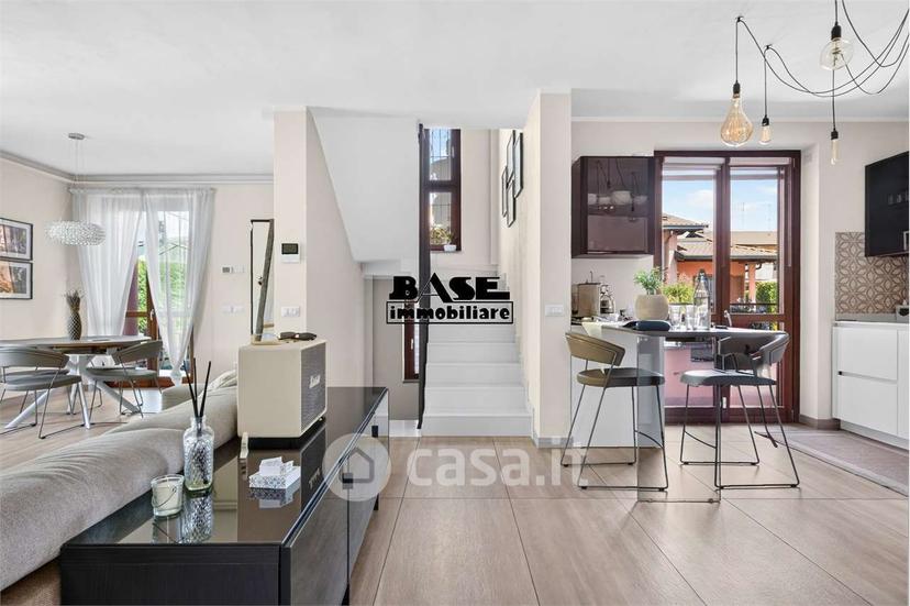 Villa in Via John Fitzgerald Kennedy 4 — foto 15 di 39