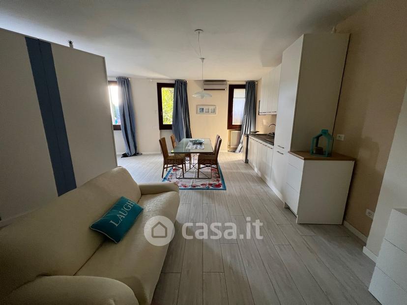 Bilocale in Via Roma 50 — foto 5 di 20