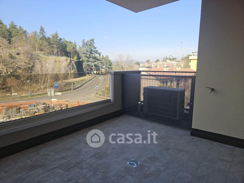 Quadrilocale in Via Irma Bandiera — foto 9 di 18