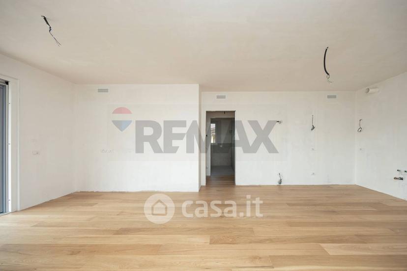 Trilocale in Via Piave 23 — foto 21 di 51