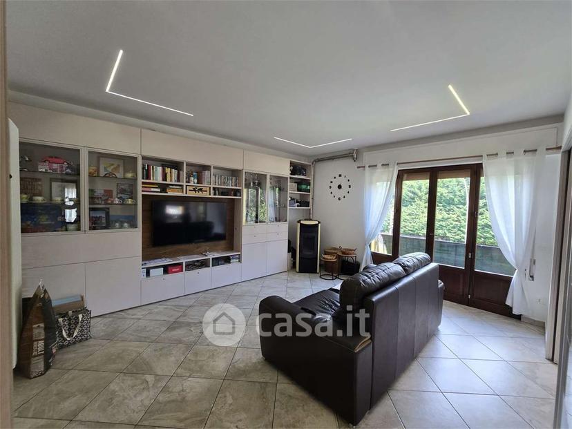 Trilocale in Viale Giuseppe Azari 111