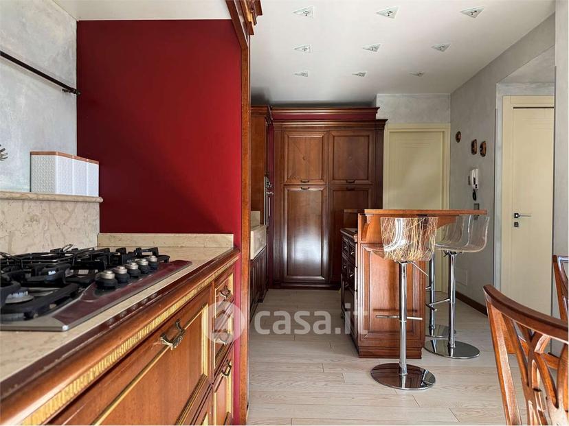 Villa in Ss33 del Sempione 67 — foto 18 di 60
