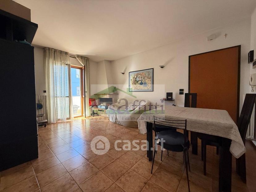 Trilocale in Viale Benedetto Croce — foto 9 di 18