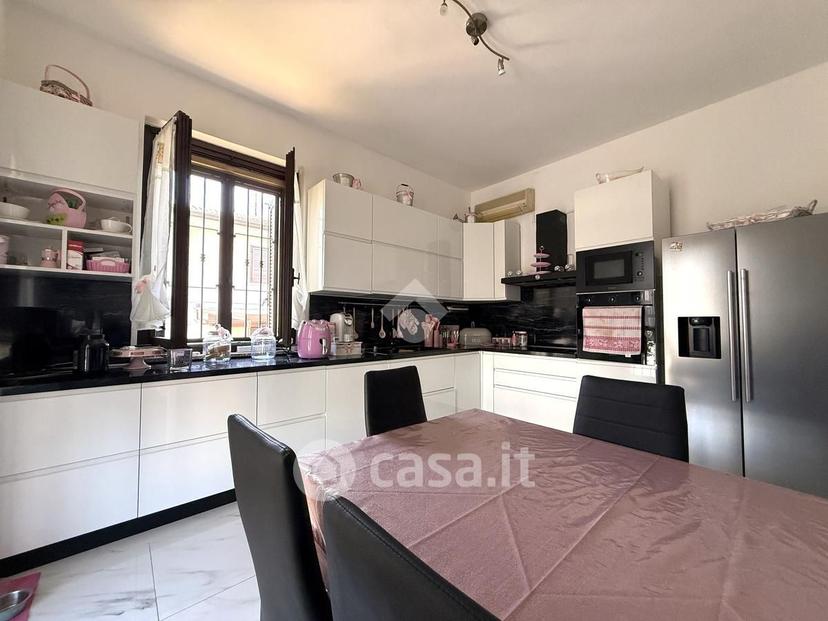 Quadrilocale in Via Bonomelli 3 — foto 31 di 47