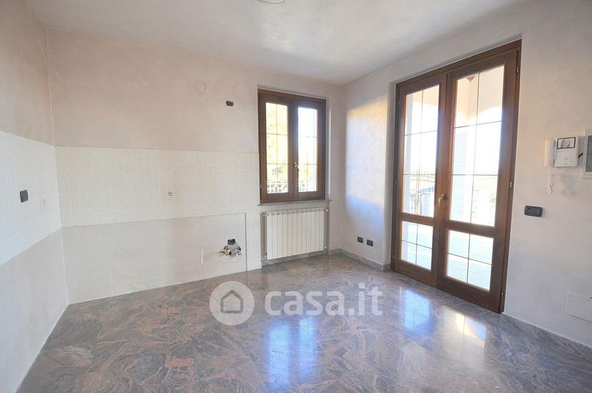 Villa in Via Sandro Pertini 5 — foto 30 di 32