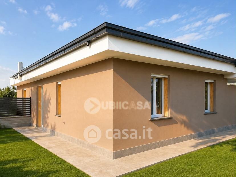 Villa in Via dei Garofani — foto 3 di 12