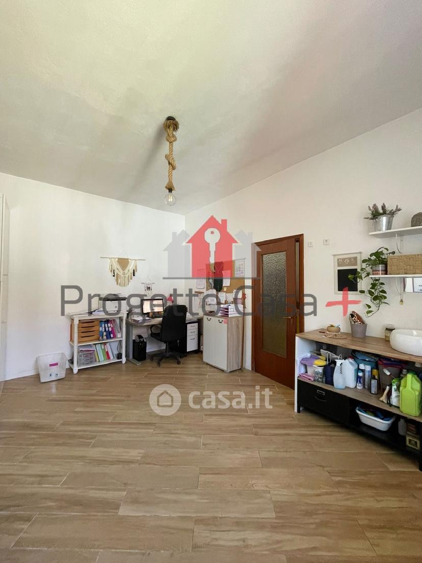 Trilocale in Via Giuseppe Garibaldi — foto 45 di 69