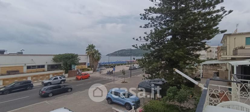 Appartamento in Lungomare Nazario Sauro 202 — foto 2 di 20