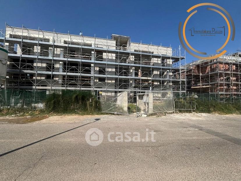 Quadrilocale in Via Giacomo Puccini 216 — foto 21 di 29