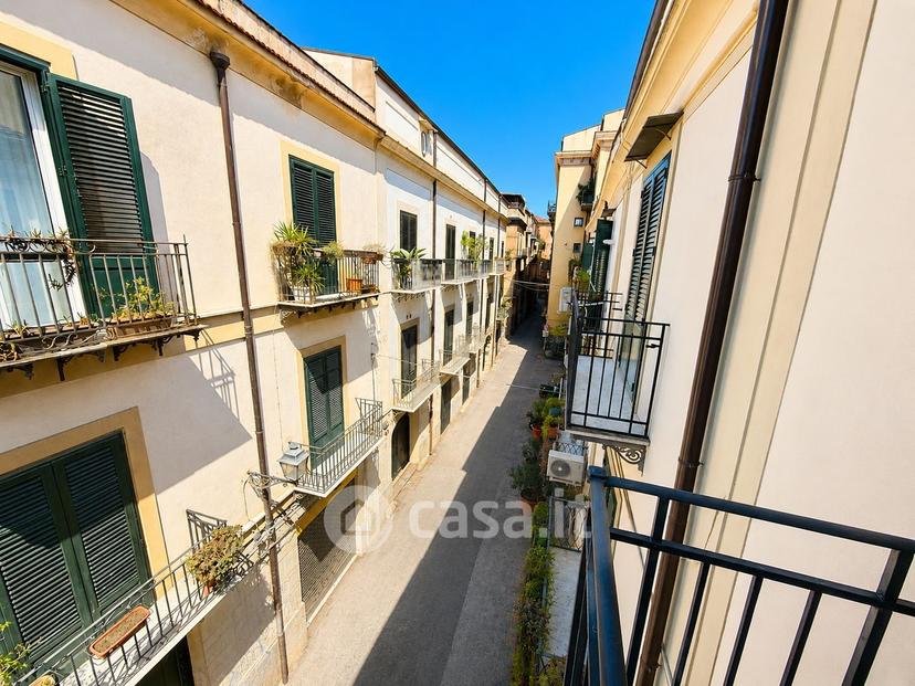 Bilocale in Via Castrofilippo 35 — foto 23 di 26