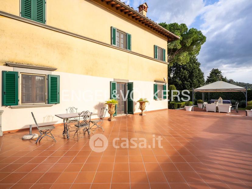 Villa in Via Fernando Bicchi — foto 2 di 64