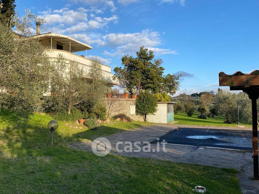 Villa in Via degli Arrighi 2 — foto 33 di 95