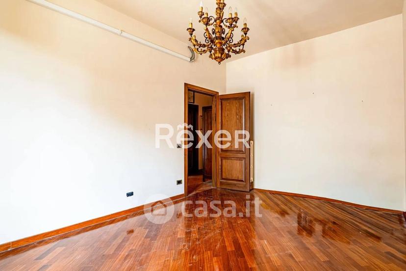 Appartamento in Via Ugo Foscolo 11 — foto 17 di 26
