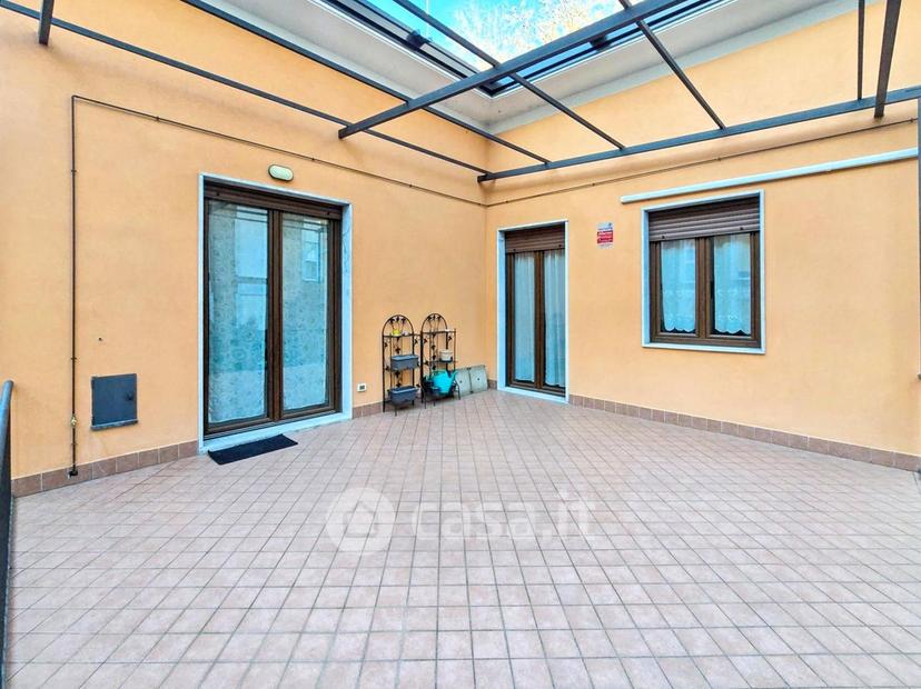 Villa in Viale Ugo Foscolo 46 — foto 10 di 70