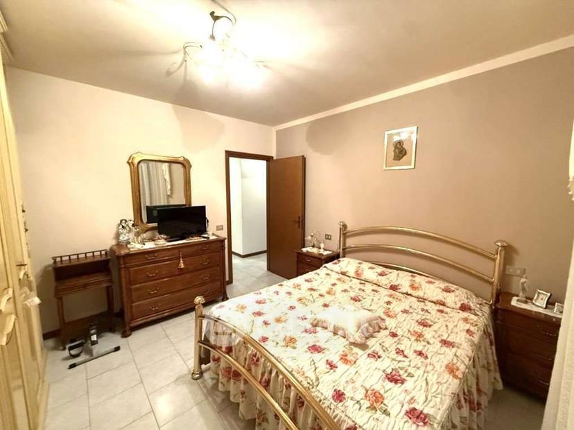 Quadrilocale in Via della Costituzione — foto 30 di 31