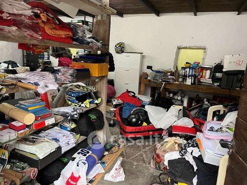 Trilocale in Via Piave 8 — foto 15 di 21