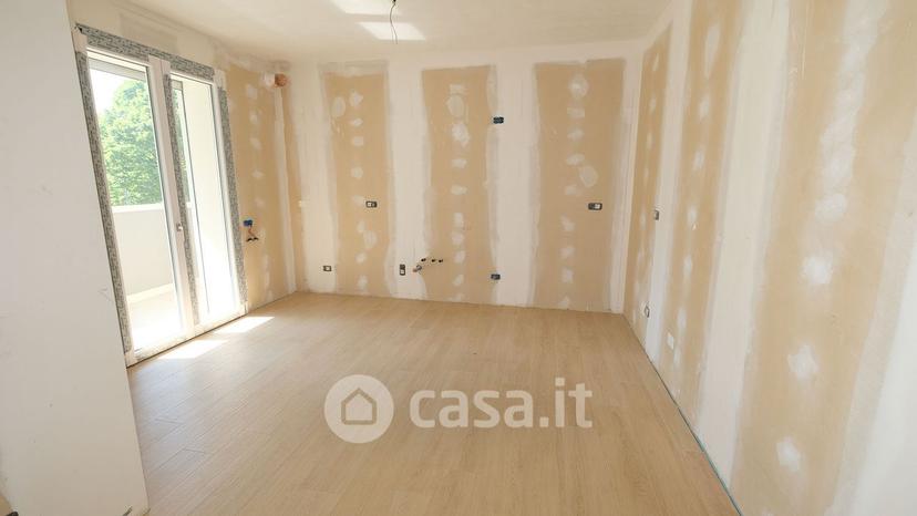 Quadrilocale in Via Giovanni Pascoli — foto 11 di 24