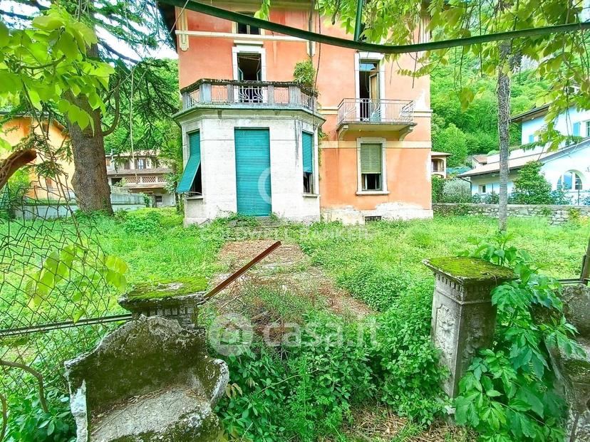 Villa in Via San Maurizio 65 — foto 30 di 38