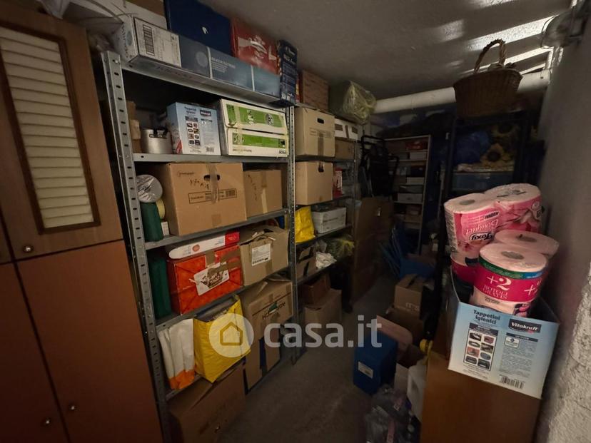 Trilocale in Via Orocco 5 — foto 35 di 55