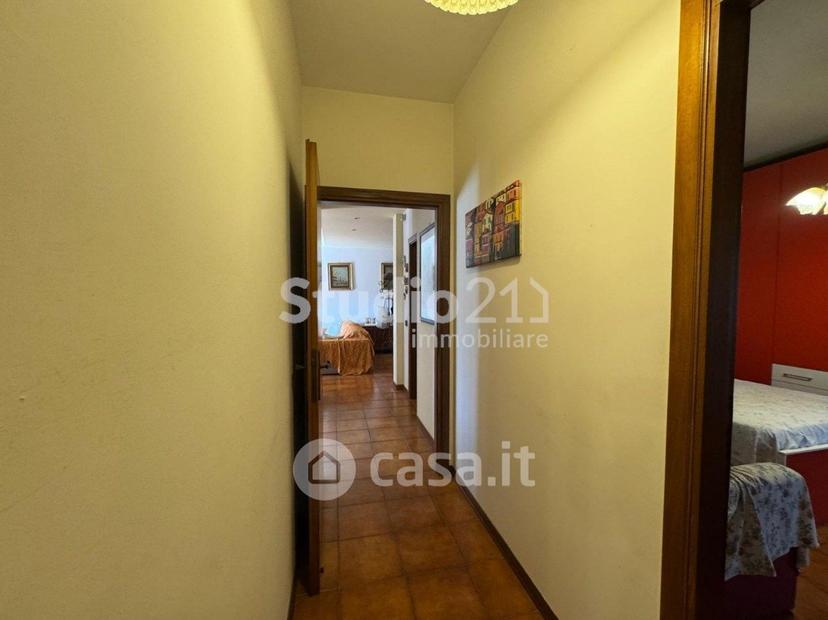 Appartamento in Via Borratino Vallerempoli — foto 10 di 21
