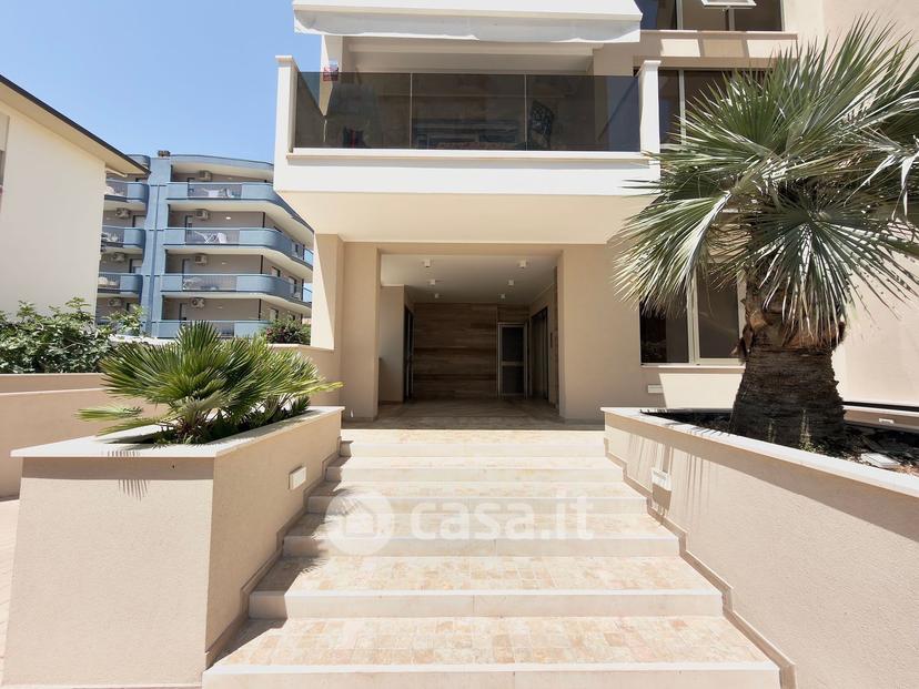 Trilocale in Viale Guglielmo Marconi 170 — foto 13 di 50