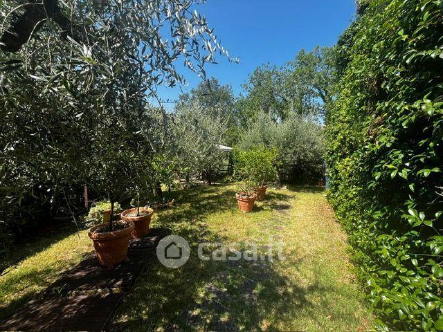 Villa in Via Tommaso Moro — foto 30 di 47
