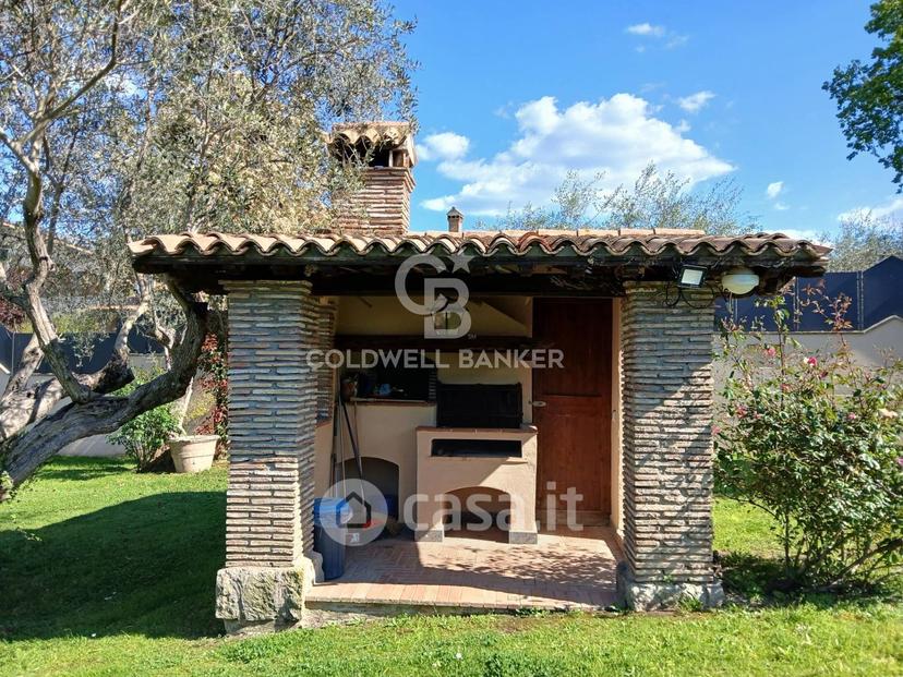 Villa in Strada Cassia Sud — foto 13 di 77