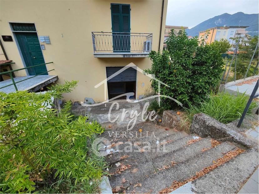 Trilocale in Via della Gora 57