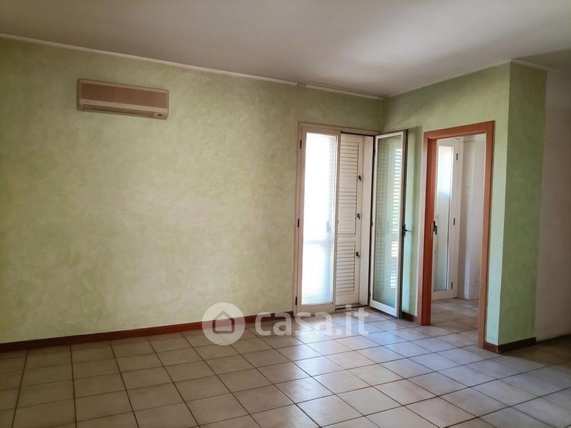 Quadrilocale in Via Gerardo Marrone 13 — foto 4 di 40