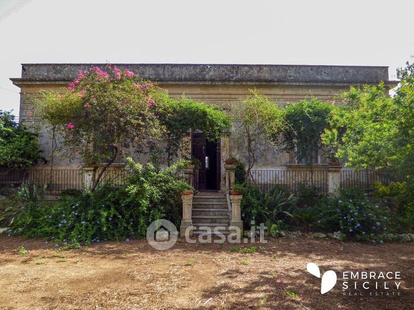 Villa in Villa Bibbia — foto 8 di 39