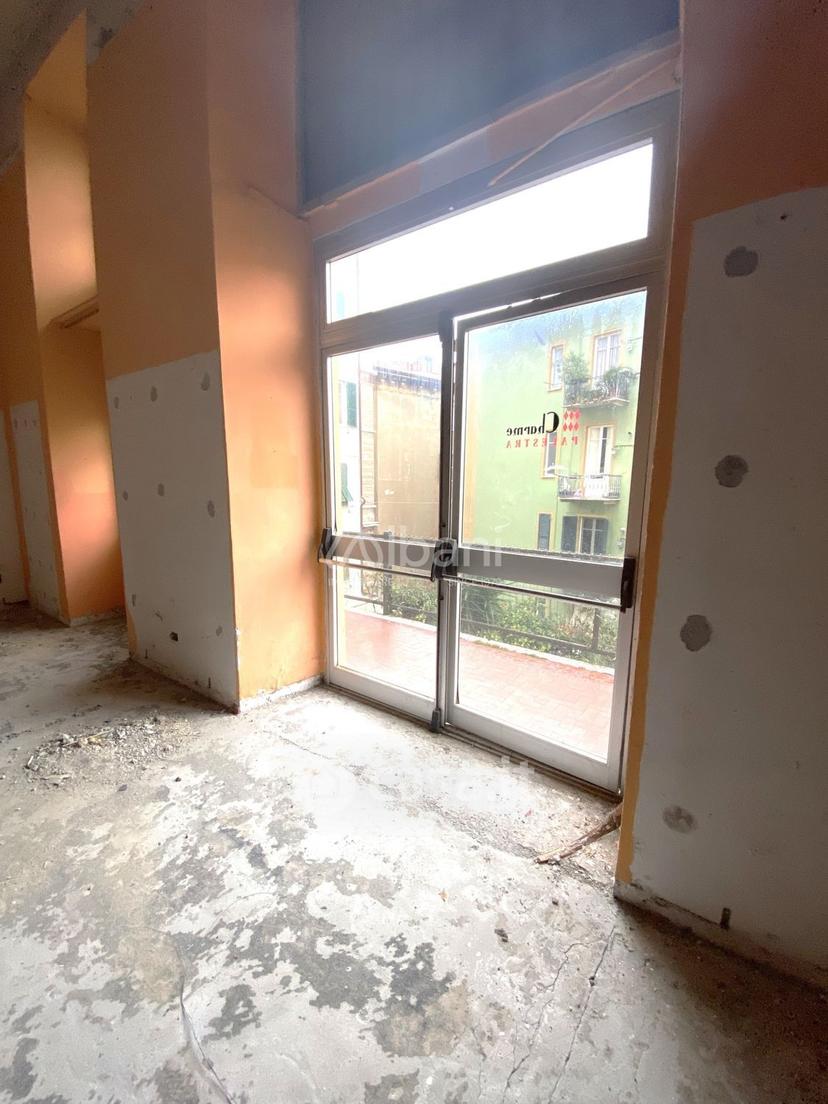 Appartamento in Via XX Settembre 35 — foto 5 di 44